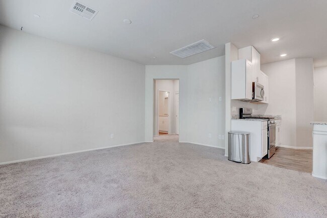 Foto del edificio - 4735 Ridgeley Ave