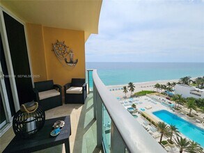 Building Photo - 2501 S Ocean Dr