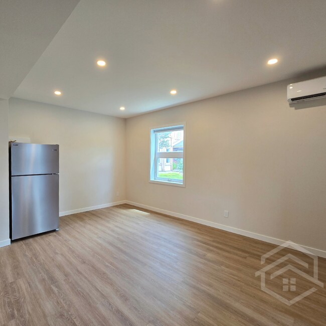 Photo du bâtiment - 2-Bedroom Cozy Living in Tillsonburg!!