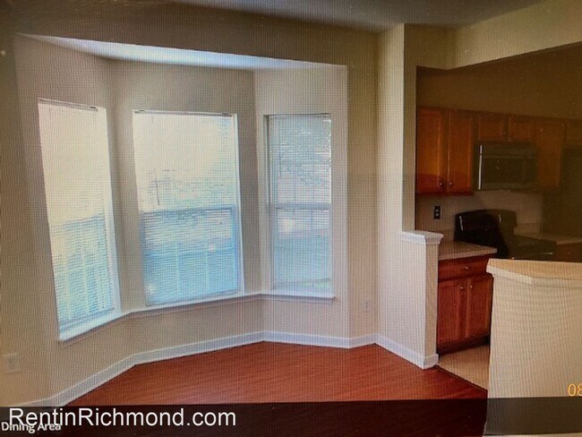 Building Photo - 3 br, 2.5 bath House - 6717 North Grand Br...