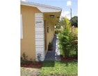 Primary Photo - SPACIOUS 3/2 GREAT FAMILY HOUSE