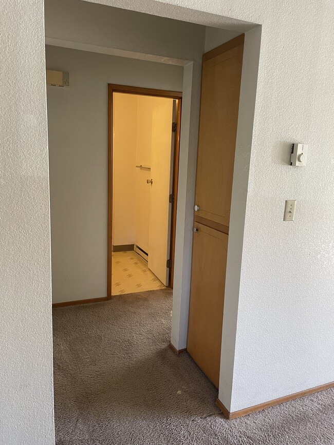 Extra storage - 1463 NW Jackson Ave