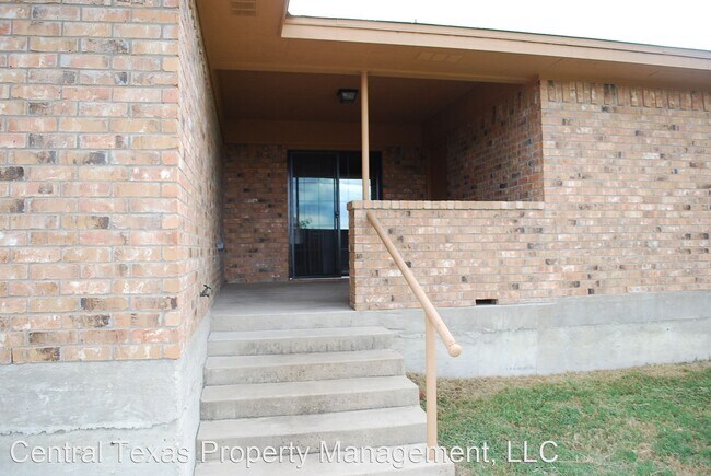 Foto del edificio - 910 Rebecca Ln