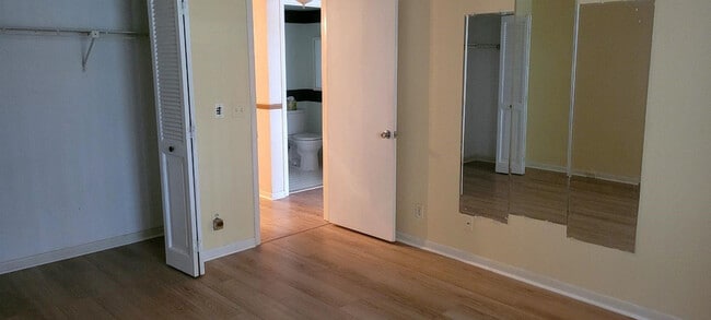 Building Photo - 151 SW 135th Terrace