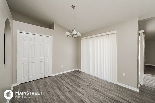 Building Photo - 3978 Warbler Dr