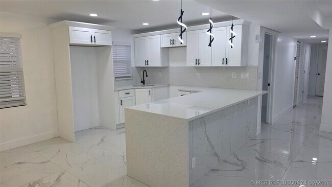Foto del edificio - 5332 NW 18th St