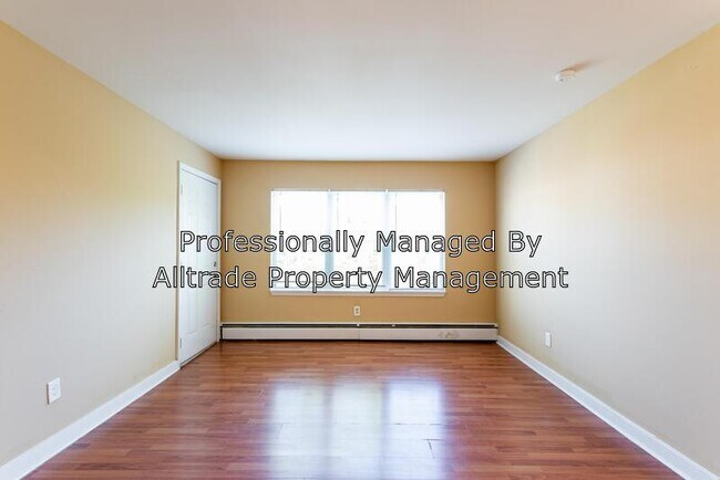 Foto del edificio - 1409 Nightingale Rd