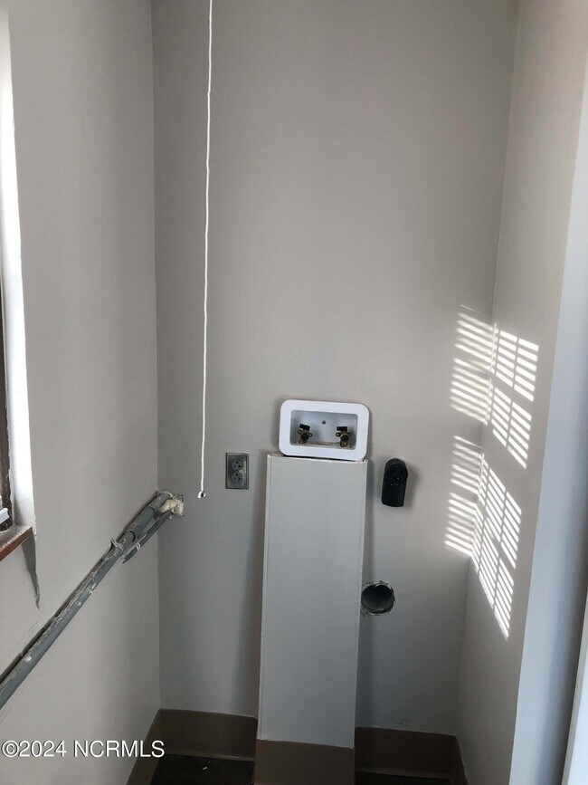 608 Vail St, New Bern, NC 28560 House Rental in New Bern, NC