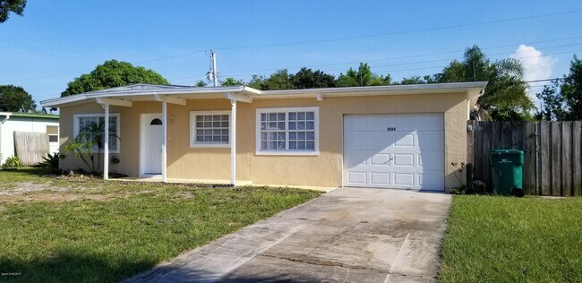 Foto del edificio - 1335 Boxwood Dr