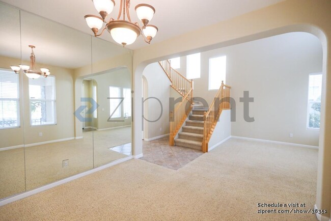 Foto del edificio - 10132 Blossom Ridge Dr