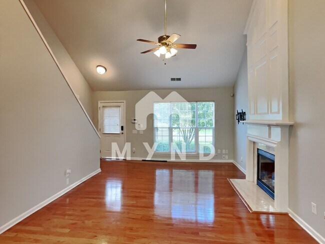 Building Photo - 2117 Arbor Vista Dr