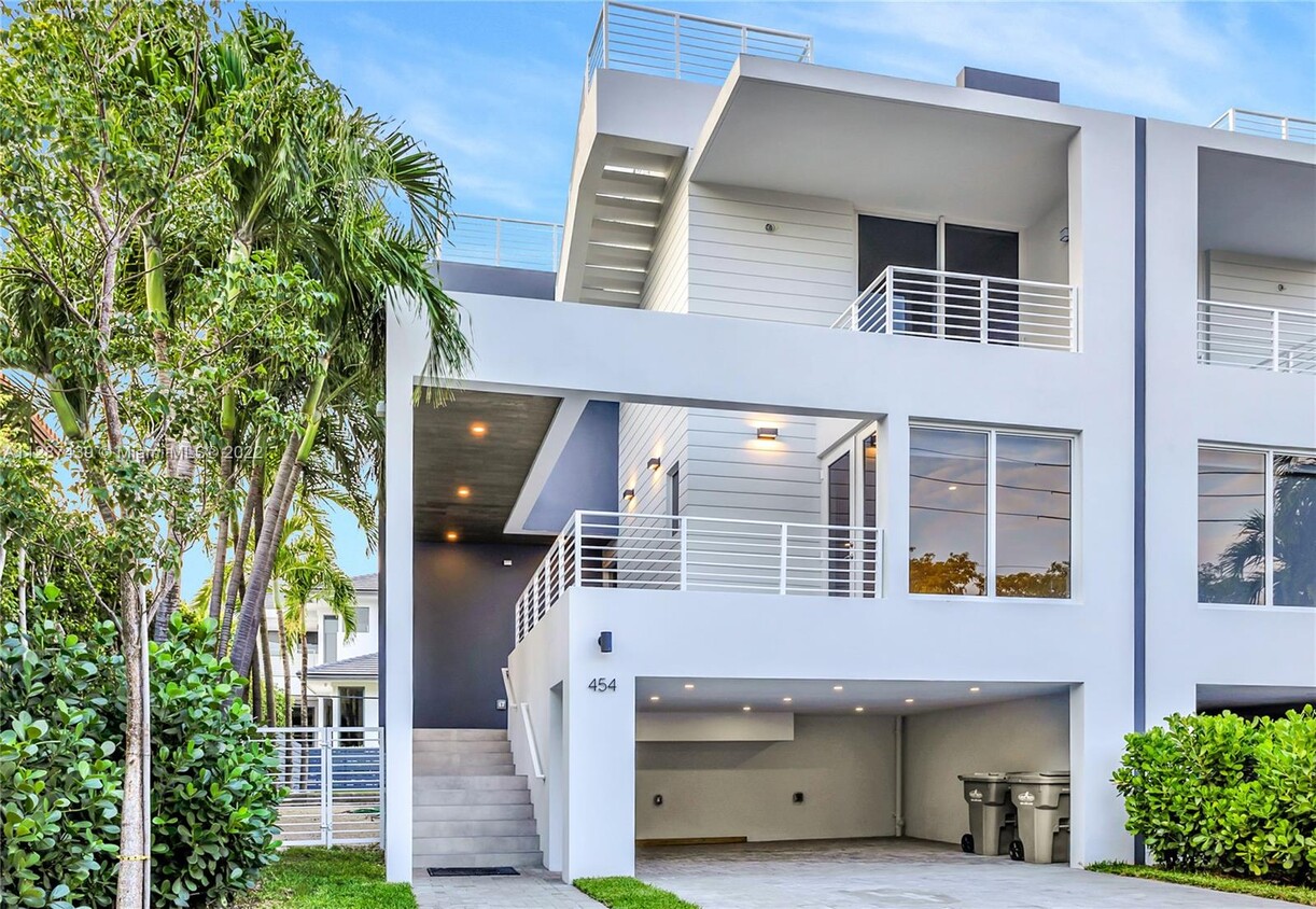 Foto principal - 452 Fernwood Rd