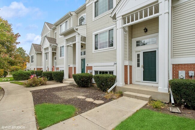 Building Photo - 3443 Ravinia Cir