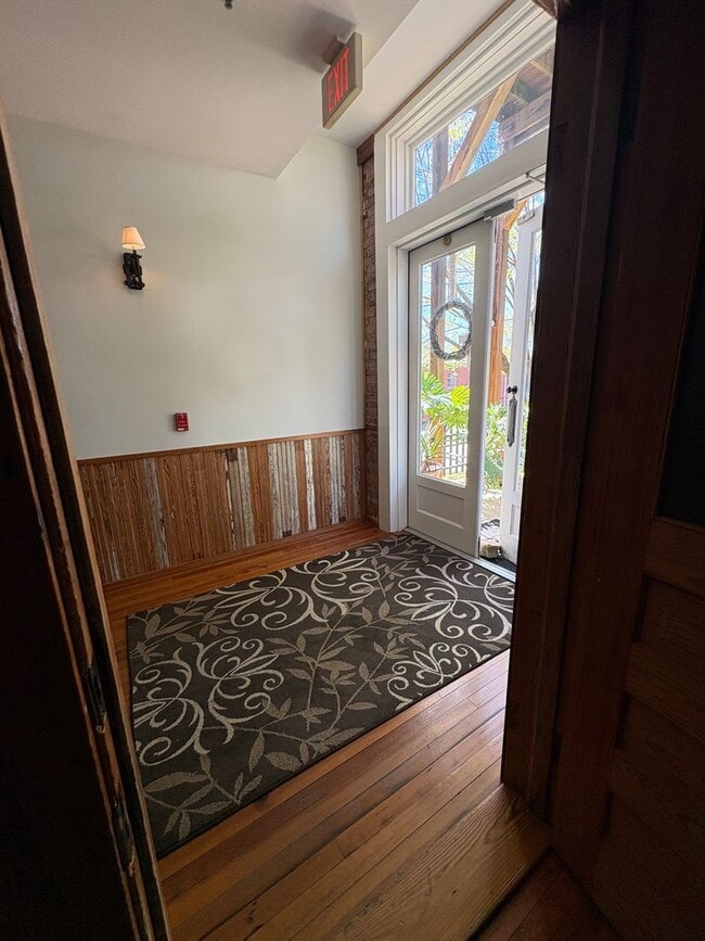 Building Photo - Lovely 2 Bedroom 2 full Bath Historical  Condo in Downtown Easley! Lawn Care and Trash Pickup inc...
