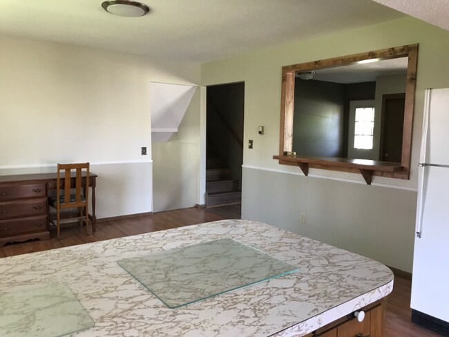 Building Photo - 6001 Echo Ridge