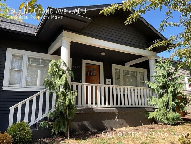 Photo - 4505 NE Grand Ave Apartment