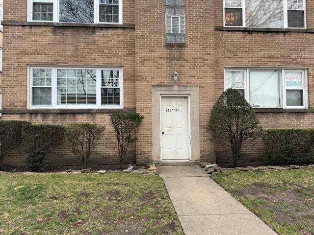 Primary Photo - 2637 W Balmoral Ave