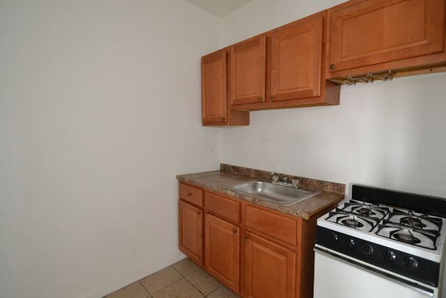 Foto del edificio - 4856 N Damen Ave