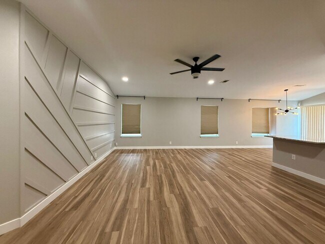 Foto del edificio - 1031 Bobcat Crk, San Antonio, TX 78251