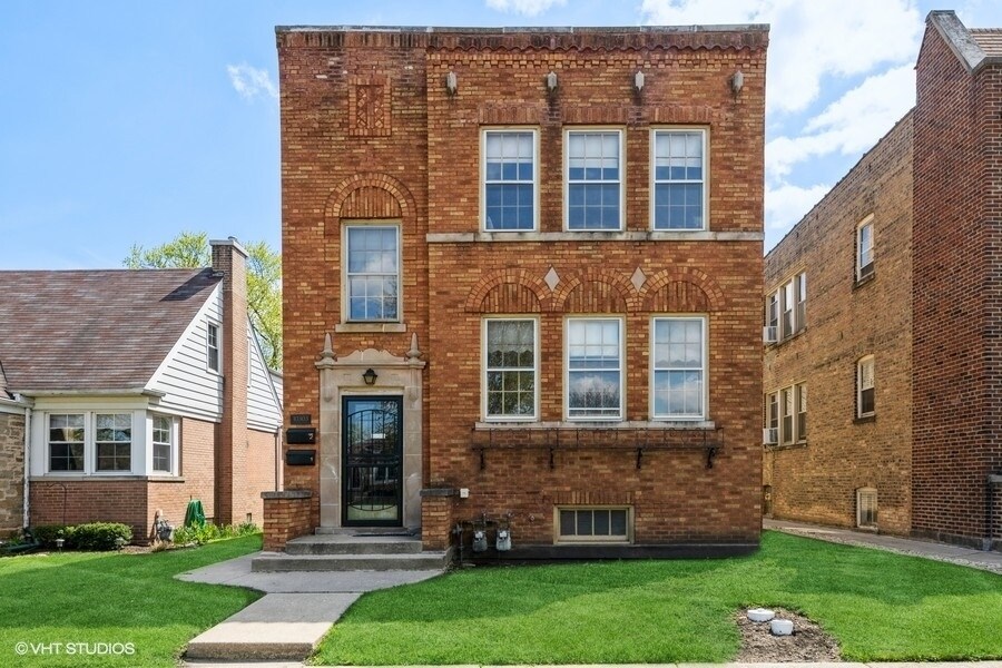 Primary Photo - 10303 Canterbury St