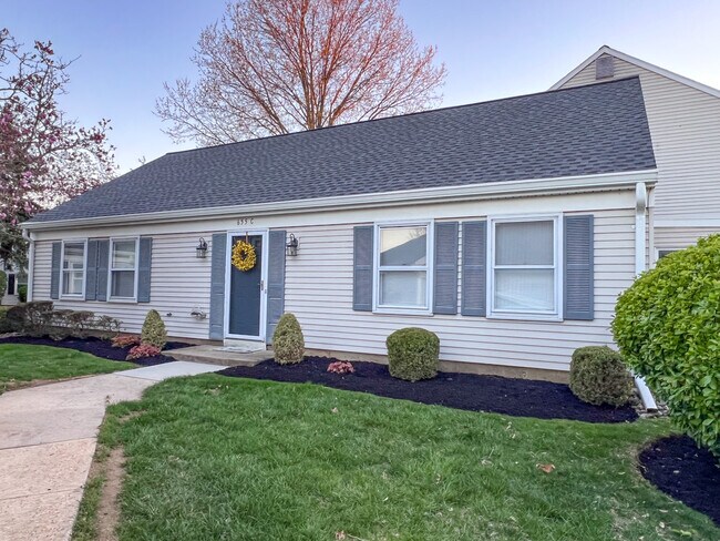 Foto del edificio - 655C Yale Way