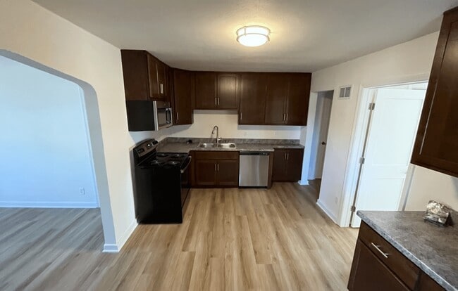 Building Photo - Park House Apartments