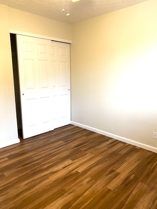 2nd bedroom - 608 Patty Drive