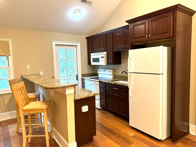 Building Photo - 444 Elfes Field Ln