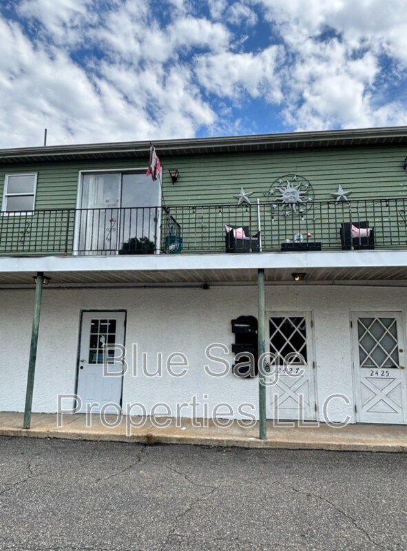 Foto del edificio - 2419 3rd Ave