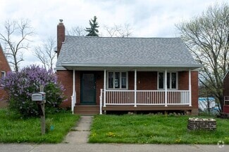 Building Photo - 713 Overhill Dr