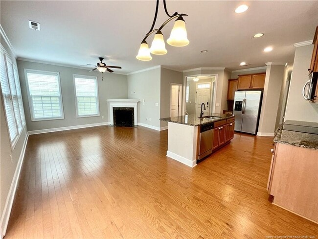 Building Photo - 148 Pine Hawk Dr