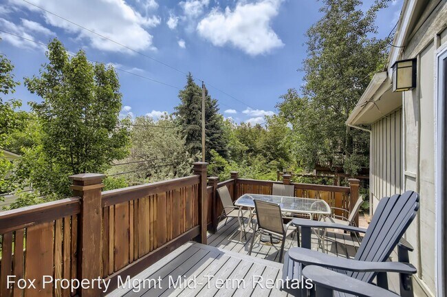 Foto del edificio - 4 br, 3 bath House - 1510 Lehigh St