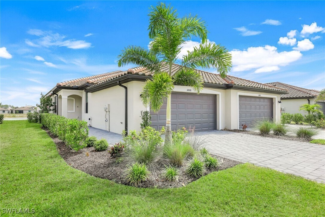 Foto principal - 14008 Hunter Oak Dr
