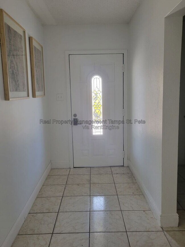Foto del edificio - 3422 W Idlewild Ave