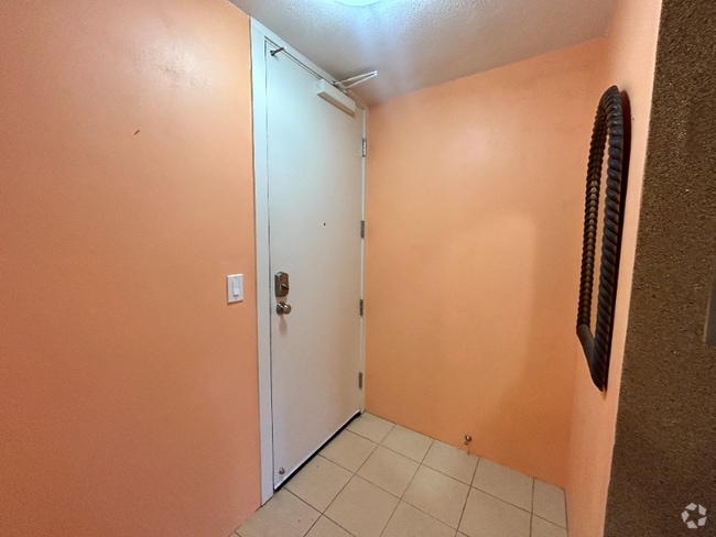 Building Photo - 430 Kaiolu St