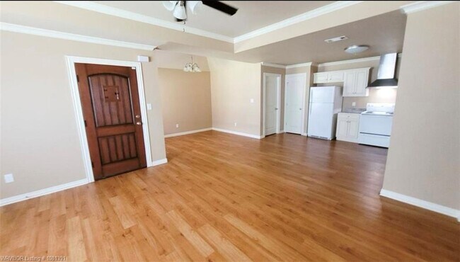 Foto del edificio - 1212 Mesa Dr