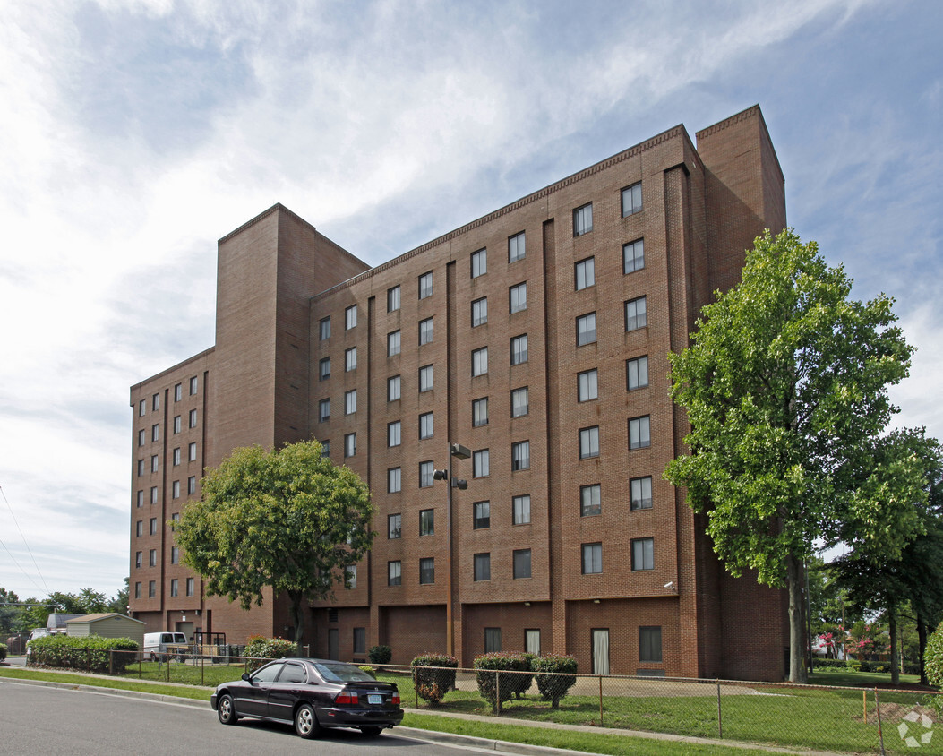 Foto del edificio - Housing Authority-elderly Building