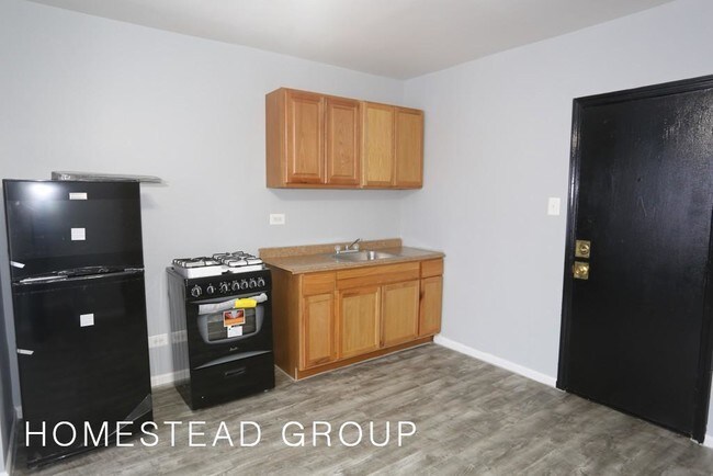 Foto del edificio - 5710 N Winthrop Ave