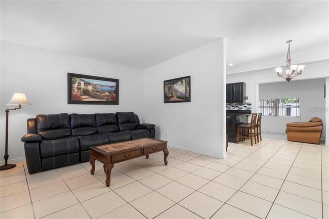 Foto del edificio - 90 Nancy Lee Ave