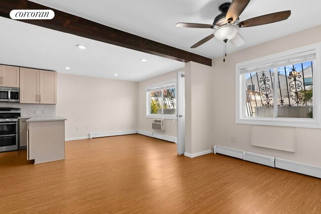 Foto del edificio - 336 Howe Ave