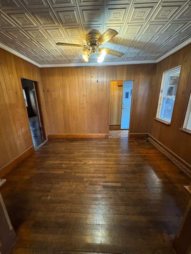 Building Photo - 13 Sullivan St