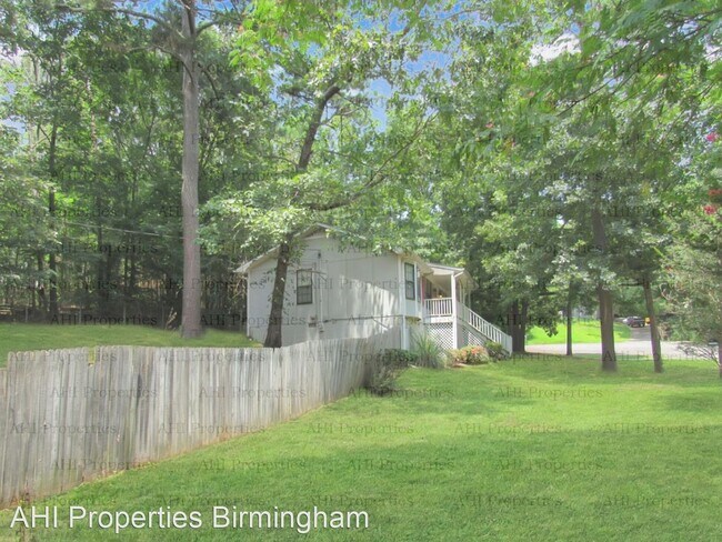 Building Photo - 3 br, 2 bath House - 7440 Carriage Way