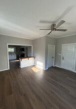 Building Photo - 507 Fairground St