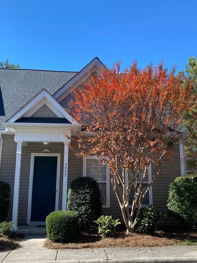 Primary Photo - 1bd/1bath with a great loft in a perfect a...