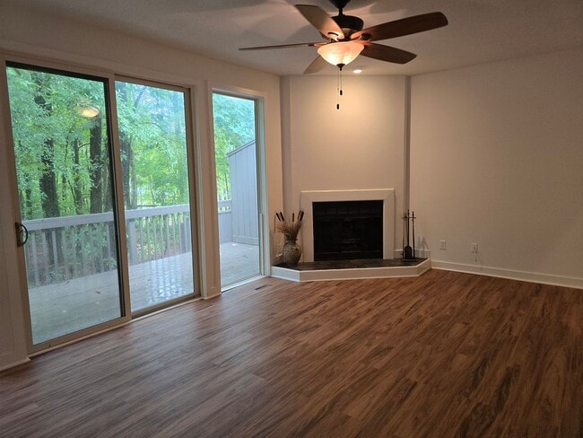 Building Photo - Multigenerational or Grad Student Living! Spacious One-Story End Unit in Prime Location on 54