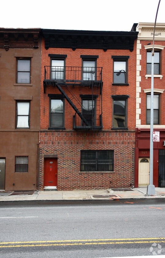 Building Photo - 503 3rd Ave