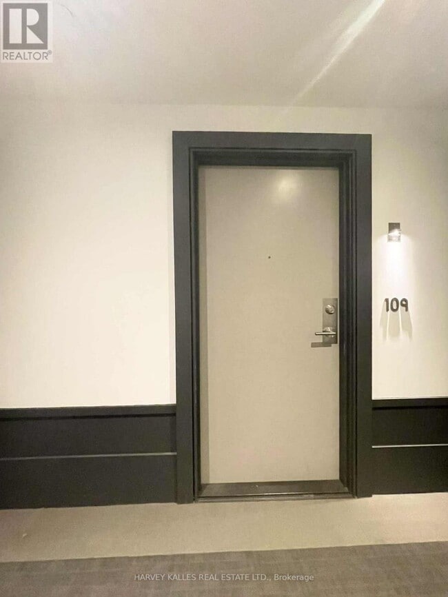 Photo du bâtiment - 10 Concord Pl