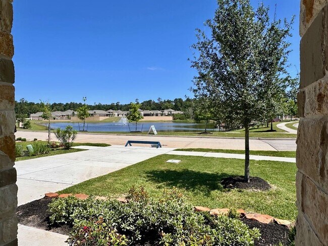 Foto del edificio - 6107 White Spruce Dr