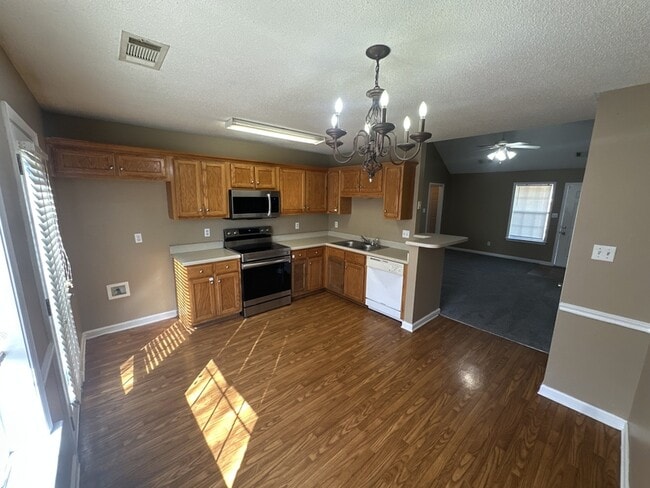 Building Photo - 1205 Lemasa Dr