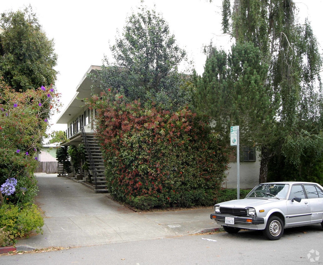 Foto del edificio - 1728 Berkeley Way